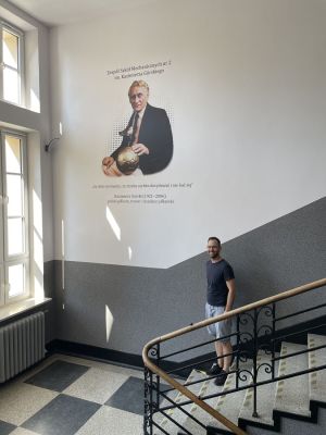 druk ścienny zamiast obrazu w szkole