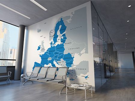 Mapa europy na ścianie, duży format mapy.